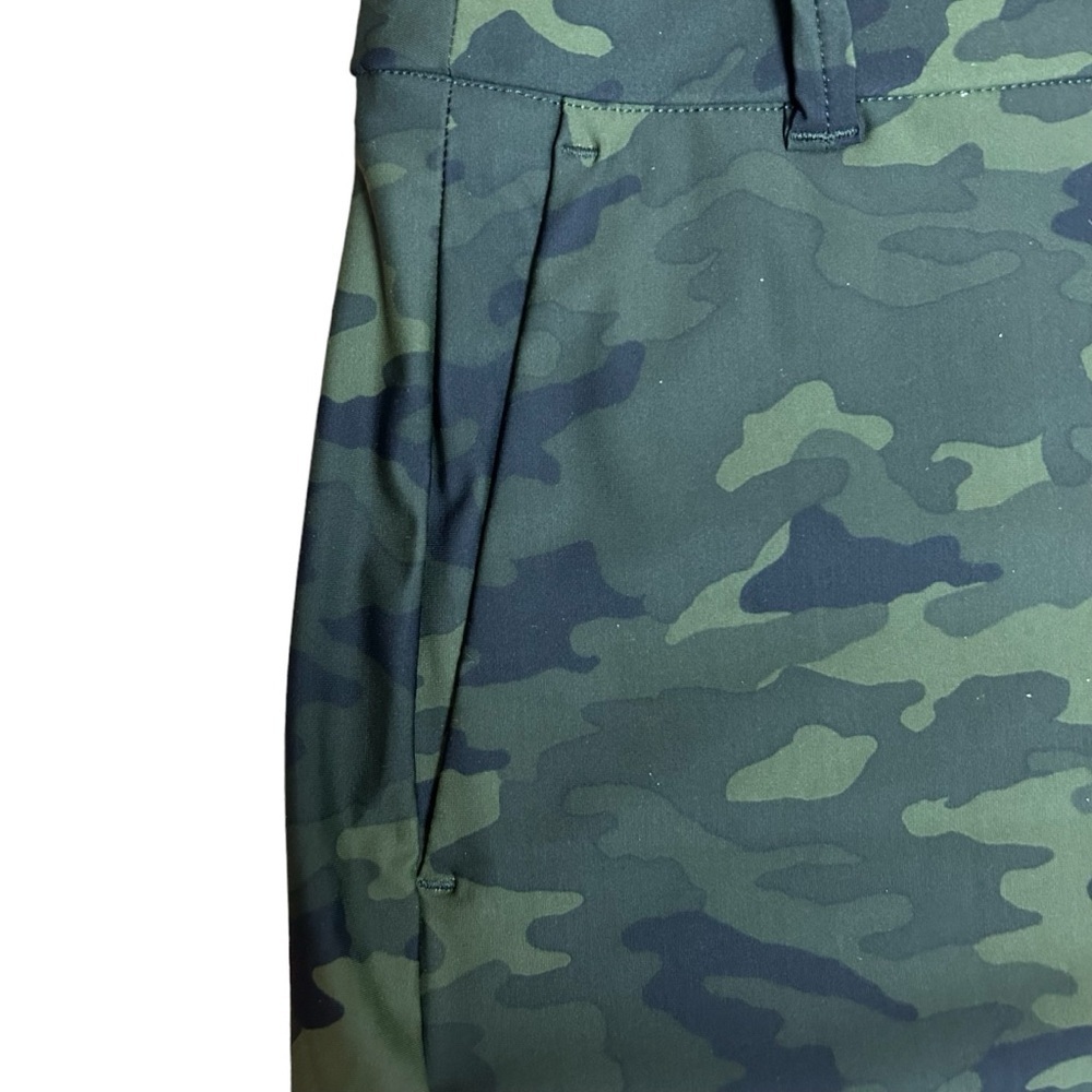Spanx Green Camo Sunshine Shorts 6” Sz.1X - Picture 9 of 16